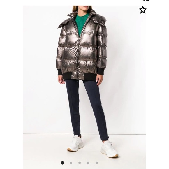 Moncler metallic oversized hooded puffer jacket - Picture 4 of 10